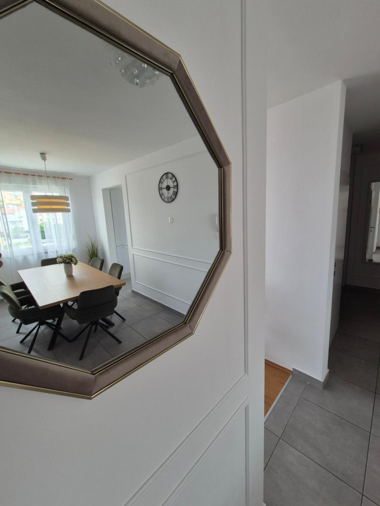Victory Sea View Apartment Rijeka Exterior photo